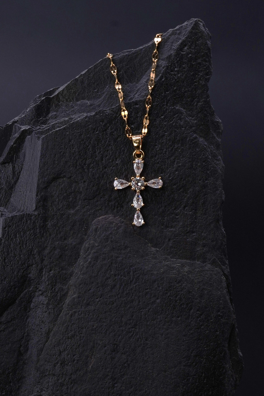 Bolt Halsband Guld - ModernSweden 