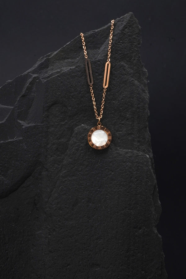 White Necklace Rose gold